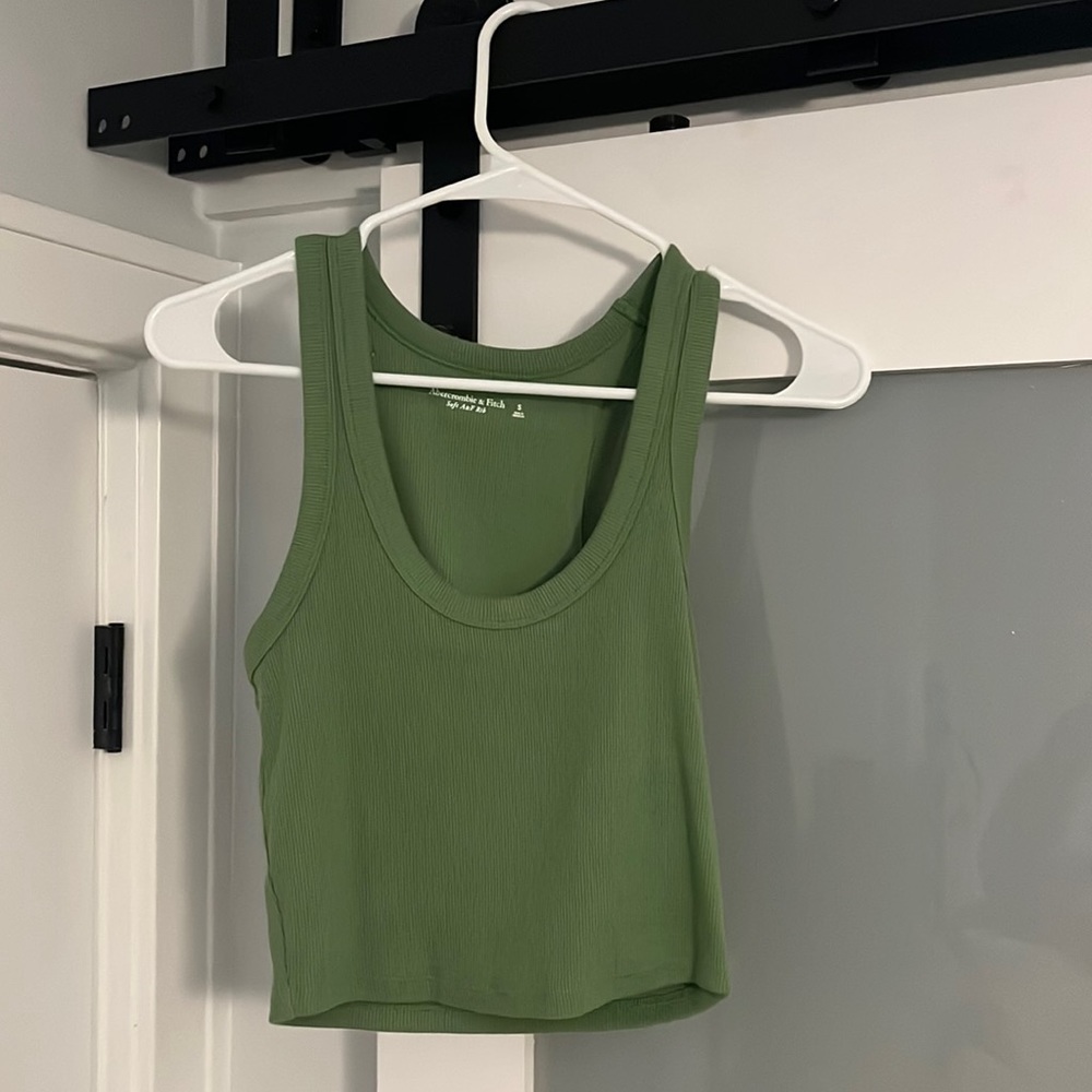 Abercrombie soft af ribbed crop tank top